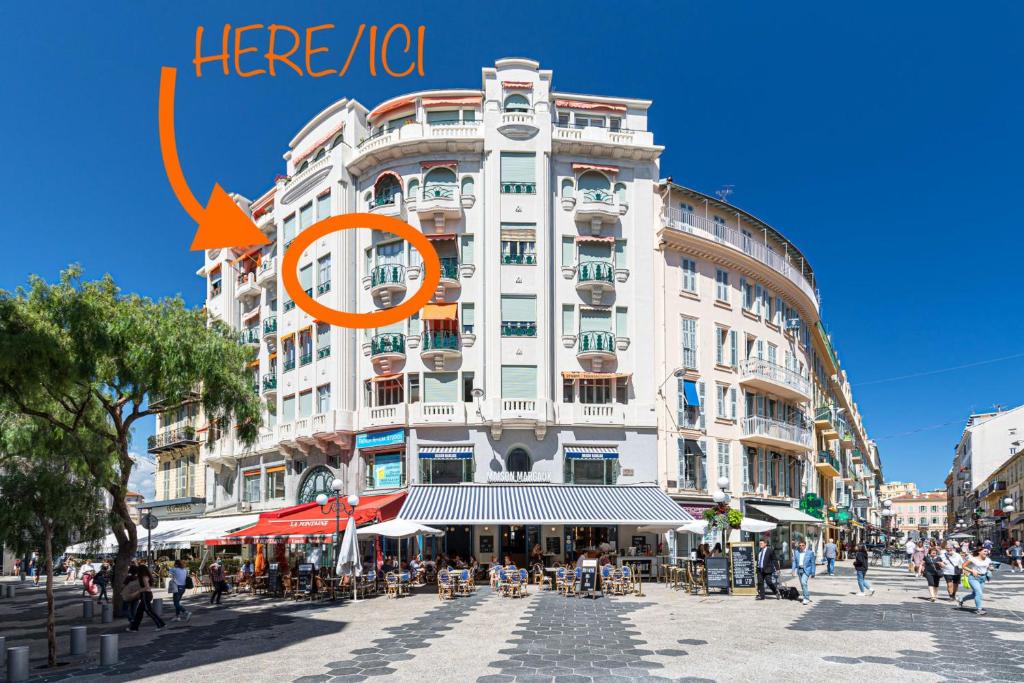 Nice 34 m in the heart of the Golden Square 2 Place Magenta, 06000 Nice