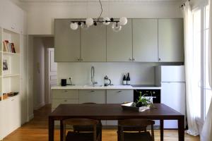 Nice 43m with balcony in the heart of Paris