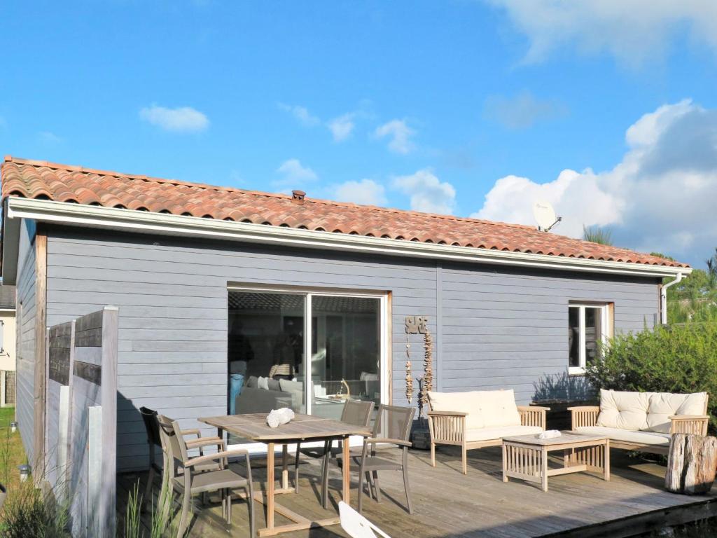 Nice 45m with terrace in Fréjus 83600 Fréjus
