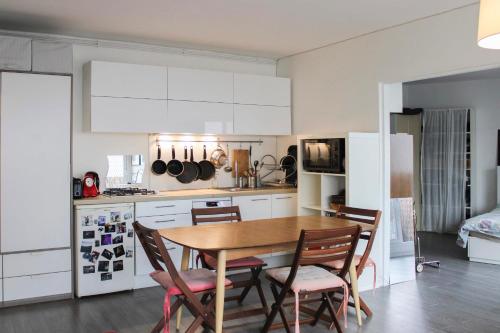 Nice 51m with balcony in the heart of Paris
