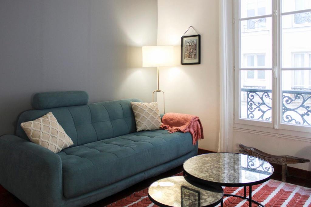 Appartement Nice 58m of classic style near Montmartre 18 Rue de Belzunce 75010 Paris