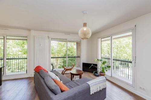 Nice 72 m comfortable and decorated with balcony