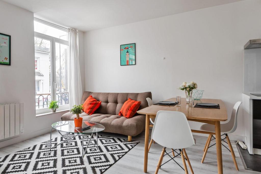 Appartement Nice and calm flat in Lille-Europe nearby the Old City - Welkeys 55 B rue du Faubourg de Roubaix 59800 Lille