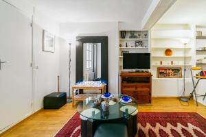 Nice and calm studio nearby Alesia at the heart of Paris - Welkeys