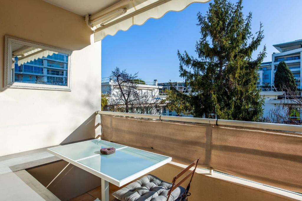 Appartement Nice and calm studio with balcony in Cannes - Welkeys 15 rue Jean Cresp 06400 Cannes