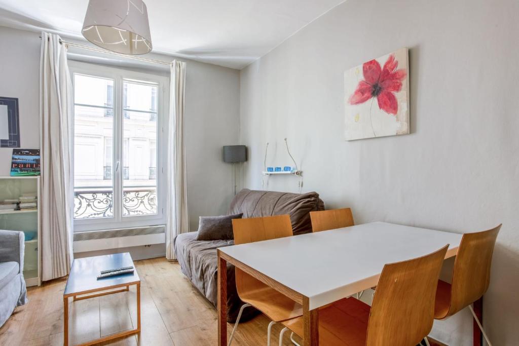 Appartement Nice and modern 1br at the heart of Paris nearby Canal St-Martin - Welkeys 10 rue Chaudron 75010 Paris