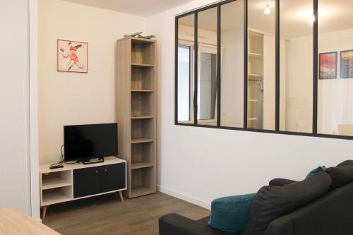 Nice and quiet apartment near the city center