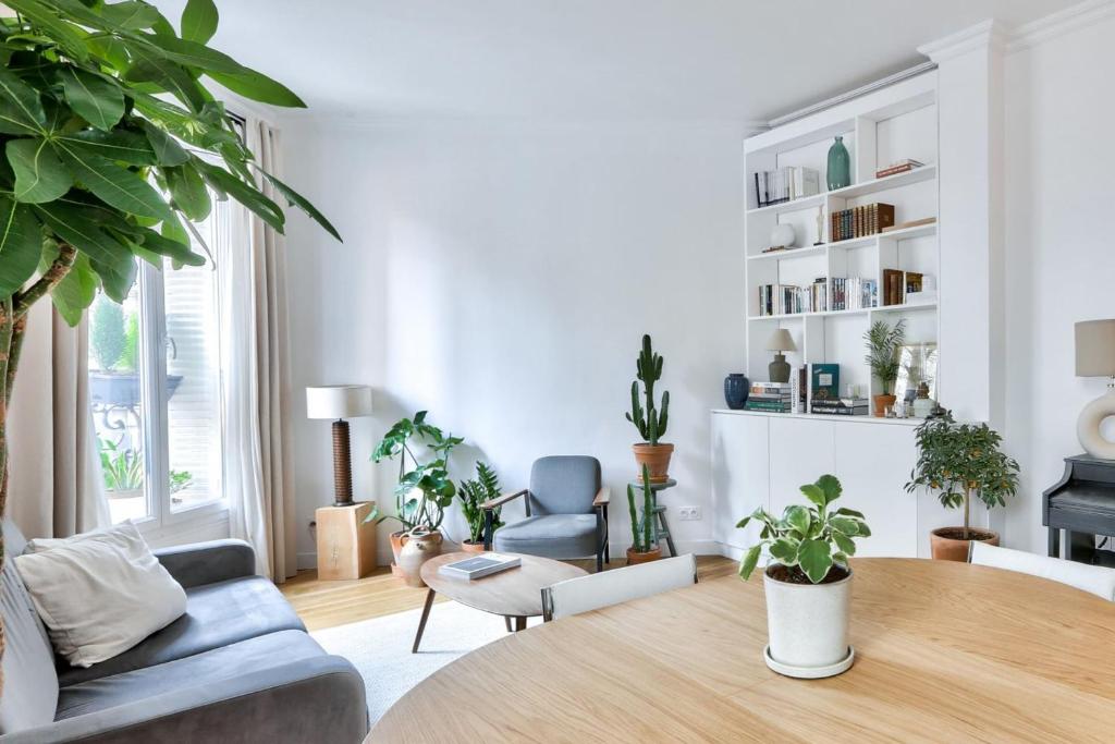 Nice apartment for 4 people near Bastille 10 Rue Chanzy, 75011 Paris