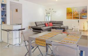 Nice apartment in Ajaccio with 3 Bedrooms and WiFi