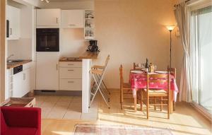Nice apartment in Audierne with 2 Bedrooms and WiFi