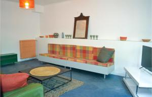 Nice apartment in Bergerac with WiFi and 2 Bedrooms