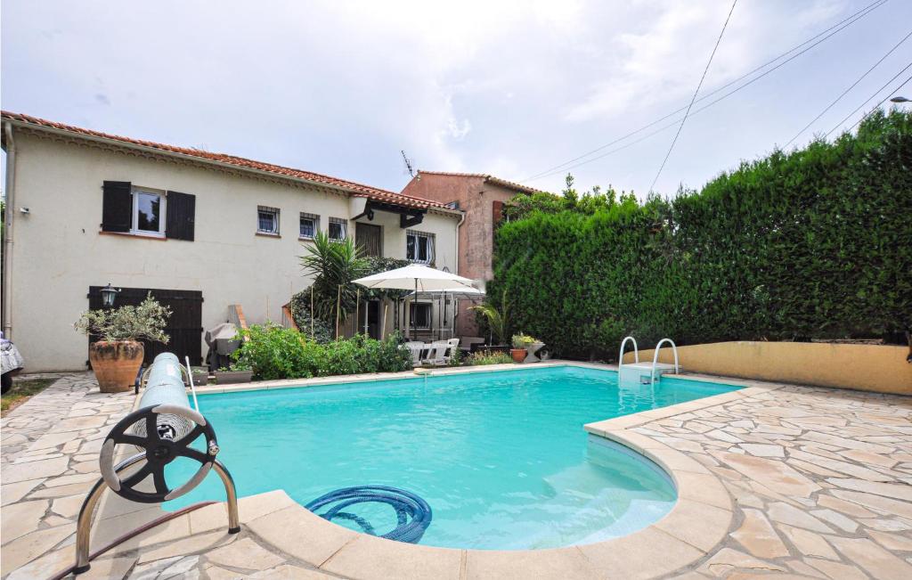Nice apartment in Cogolin with Outdoor swimming pool, WiFi and 2 Bedrooms , 83310 Cogolin