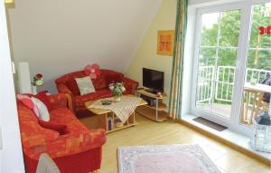 Nice apartment in Insel Poel-Gollwitz with 2 Bedrooms