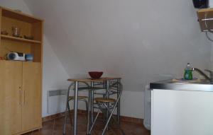 Nice apartment in Insel Poel OT Gollwitz with 1 Bedrooms