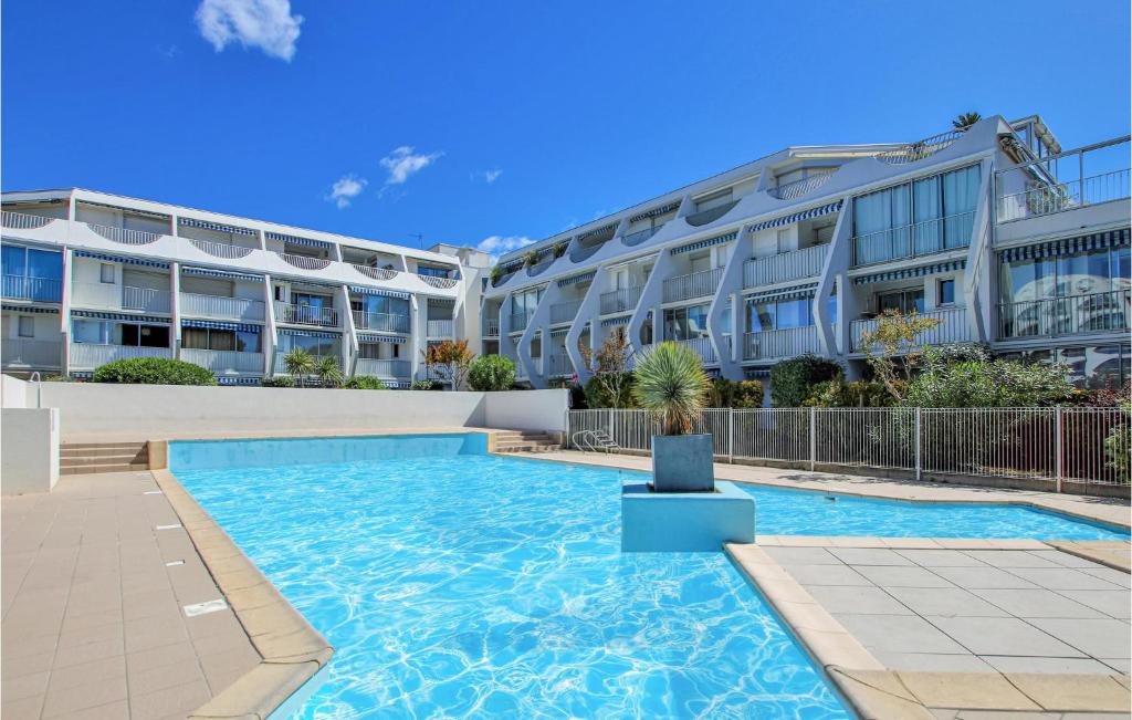 Nice apartment in La Grande Motte with 2 Bedrooms and Outdoor swimming pool , 34280 La Grande Motte