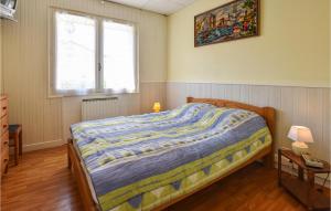Nice apartment in La Tranche sur Mer with 2 Bedrooms
