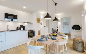 Nice apartment in Lembruch-Dmmer See with 2 Bedrooms and WiFi