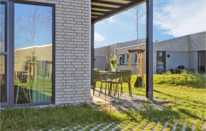 Nice apartment in Lembruch-Dmmer See with 2 Bedrooms, WiFi and Indoor swimming pool