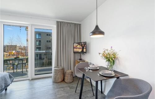 Nice apartment in Lembruch-Dmmer See with WiFi and Indoor swimming pool
