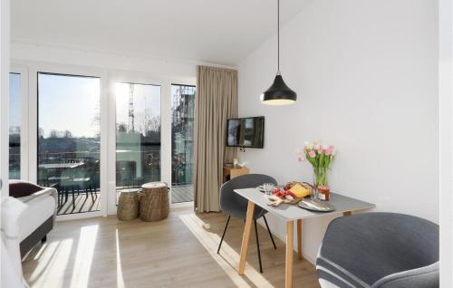 Nice apartment in Lembruch-Dmmer See with WiFi and Indoor swimming pool