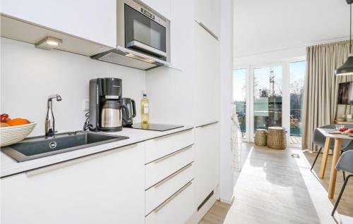 Nice apartment in Lembruch-Dmmer See with WiFi and Indoor swimming pool