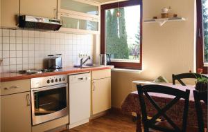 Nice apartment in Marlow OT Brnkendorf with 1 Bedrooms