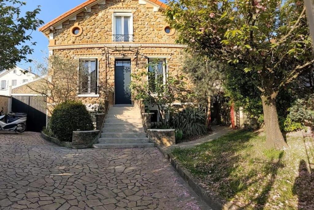Nice apartment in Propriano with 1 Bedrooms