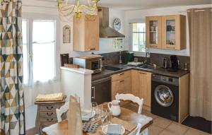 Nice apartment in Salies-de-Barn with 1 Bedrooms and WiFi