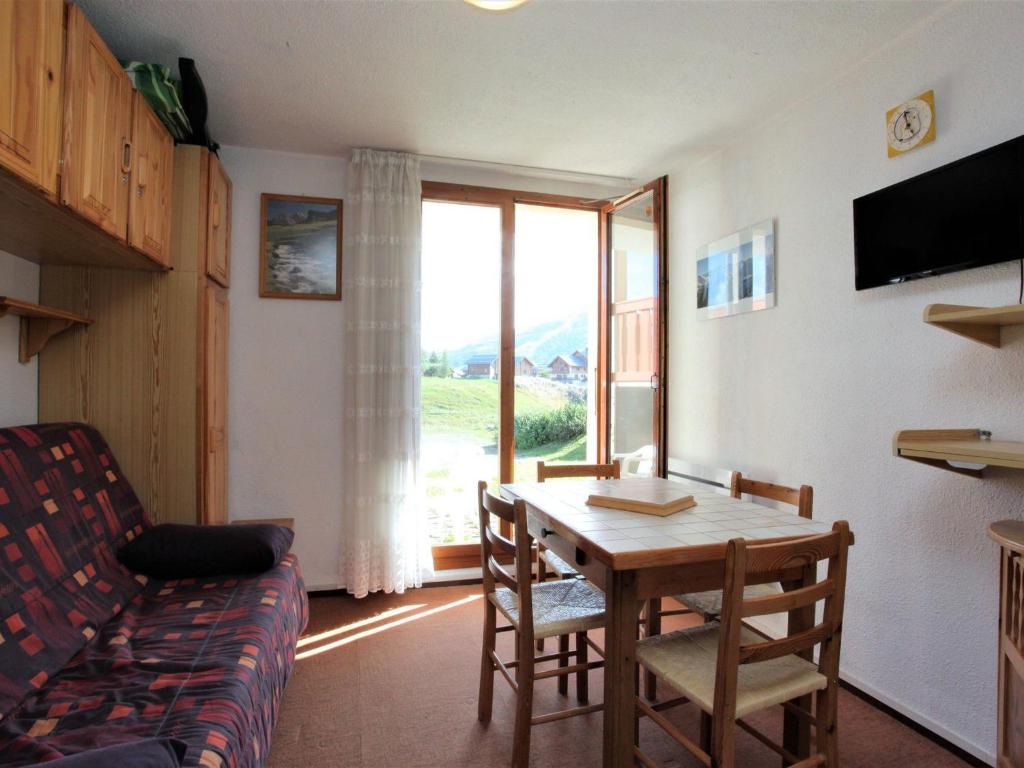 Nice Apartment In The Heart Of Val D'isère