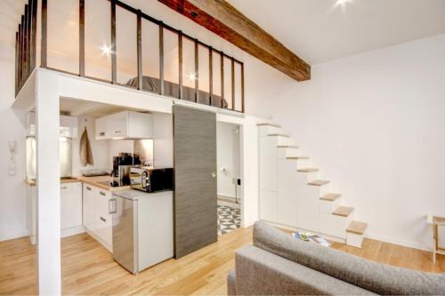 Nice apartment in the historic heart of Bordeaux