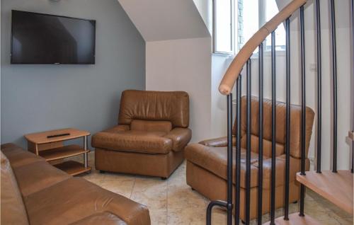 Nice apartment in Treguier with 2 Bedrooms and WiFi