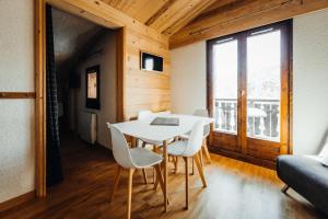 Nice apartment with balcony near the center of megève