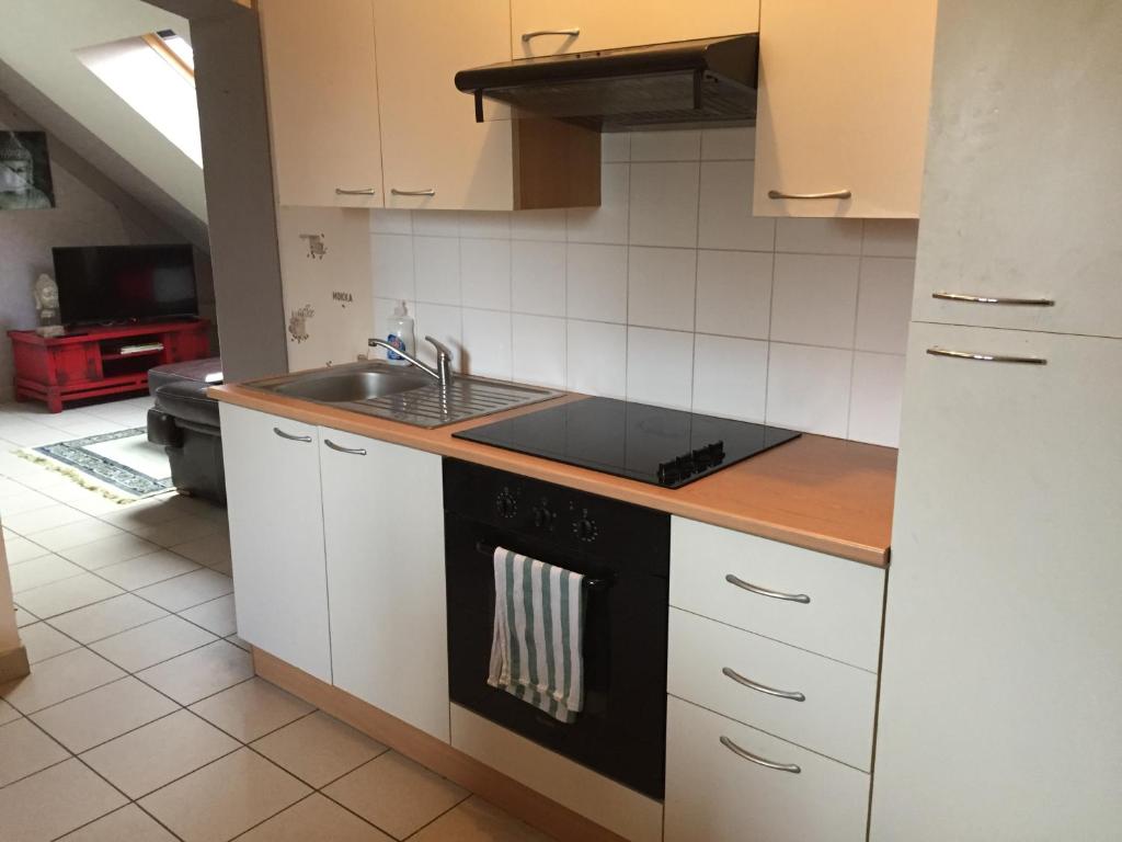 Nice Apt For 4 With Terrace And Pool 83150 Bandol