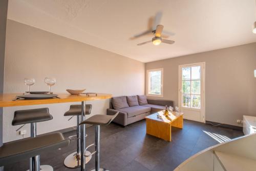 Nice Apt Near Bouillabaisse Beach