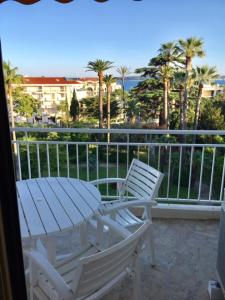 Appartement Nice Booking Cannes LES PERVENCHES Les Pervenches 68 Boulevard Alexandre III 06400 Cannes Provence-Alpes-Côte d\'Azur