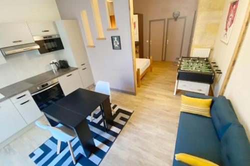 Nice bright and very central cocoon in Bordeaux