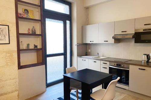 Nice bright and very central cocoon in Bordeaux