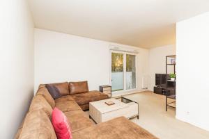 Nice bright apartment near the Stade de France