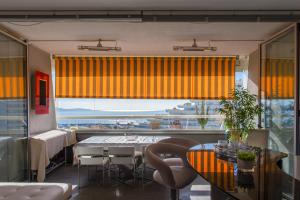 Nice & bright studio with veranda & parking in Villeneuve-Loubet - Welkeys