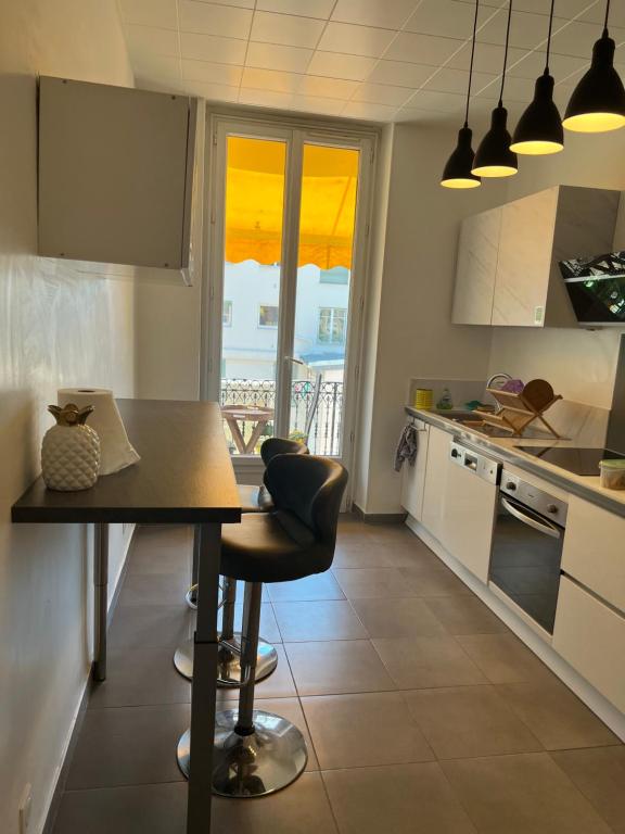 Appartement Nice Californie Promenade des Anglais 5 Avenue de la Californie 06200 Nice