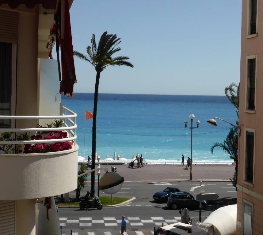 Appartement Nice Centre - Apartment with balcony and stunning sea view! 2 rue Meyerbeer 06000 Nice