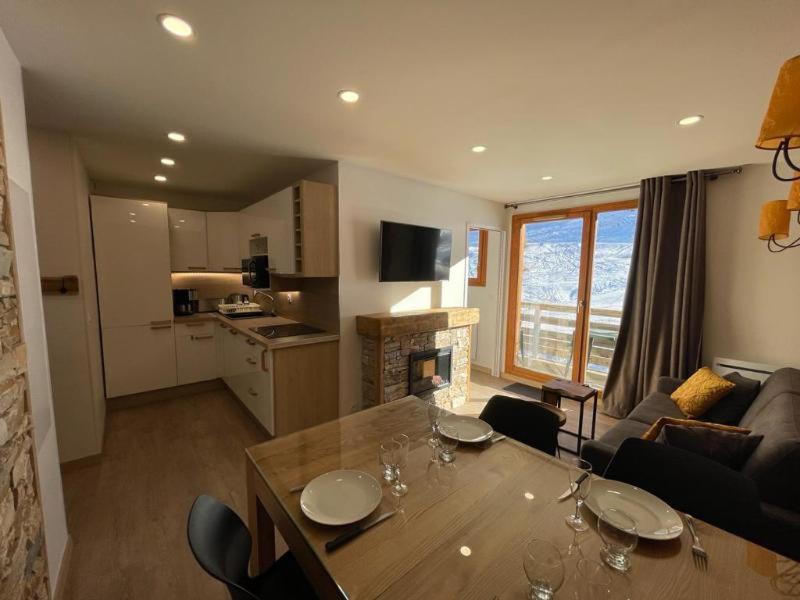 NICE Chalet with view on the MOUNTAIN 05240 La Salle-Les-Alpes