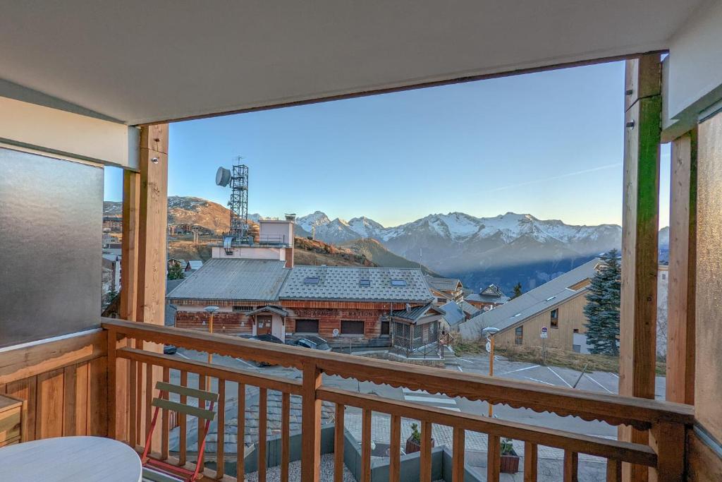 Appartement Nice cosy studio with balcony at the heart of L'Alpe d'Huez - Welkeys 127 rue du Coulet 38750 Huez