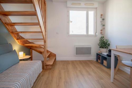 Nice duplex with terrace near Gare Part Dieu