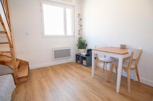 Nice duplex with terrace near Gare Part Dieu
