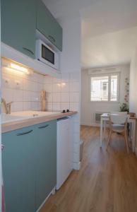 Nice duplex with terrace near Gare Part Dieu