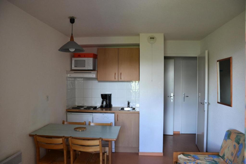Nice flat near the center of Lille in La Madeleine - Welkeys 59110 La Madeleine