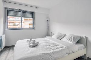 Nice flat with balcony and garage in Antibes - Welkeys