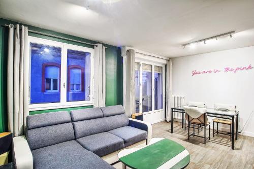 Nice flat with balcony in Grand Rond neighborhood in Toulouse - Welkeys