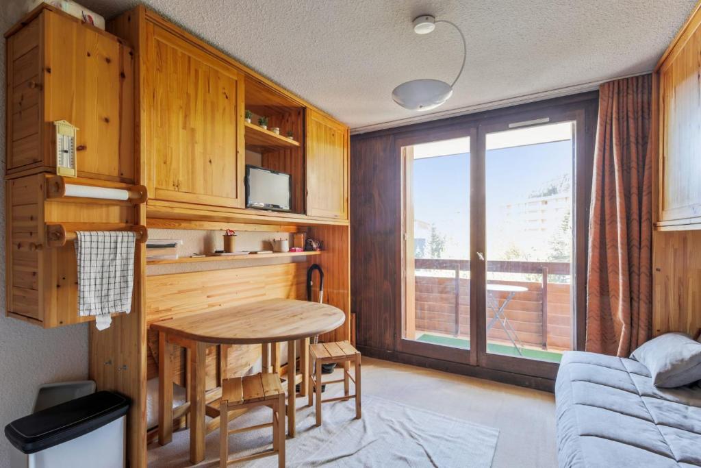 Nice flat with beautiful view on the mountains - Welkeys Le Lauvitel Chemin des Bergers, 38750 Huez